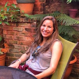 Meet your Posher, Eva